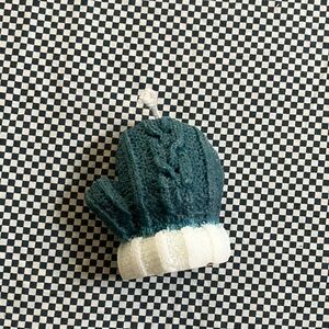 4/$20 Urban Outfitters UO Candle Winter Mitt Wax w/Wick